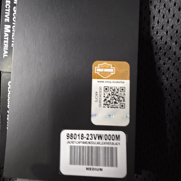 Harley-Davidson Black Leather Jacket - Picture 7 of 16